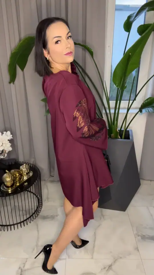 Sukienka Lola Bianka bordowa elegancka, zdjęcie 2 z 2 – odzież damska Victoria Fashion