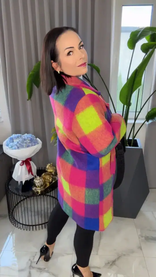 Płaszcz elegancki multicolor przepiękny, zdjęcie 2 z 2 – odzież damska Victoria Fashion