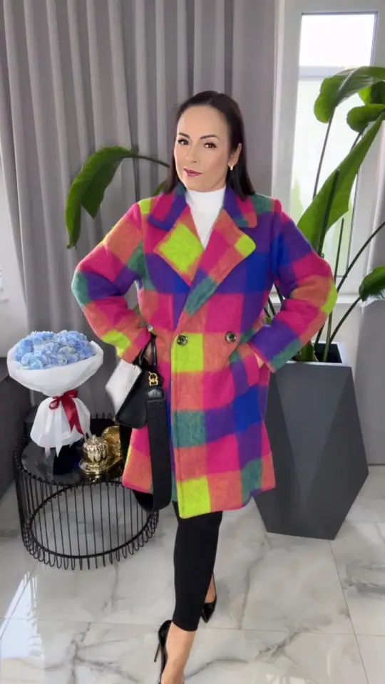 Płaszcz elegancki multicolor przepiękny, zdjęcie 1 z 2 – odzież damska Victoria Fashion