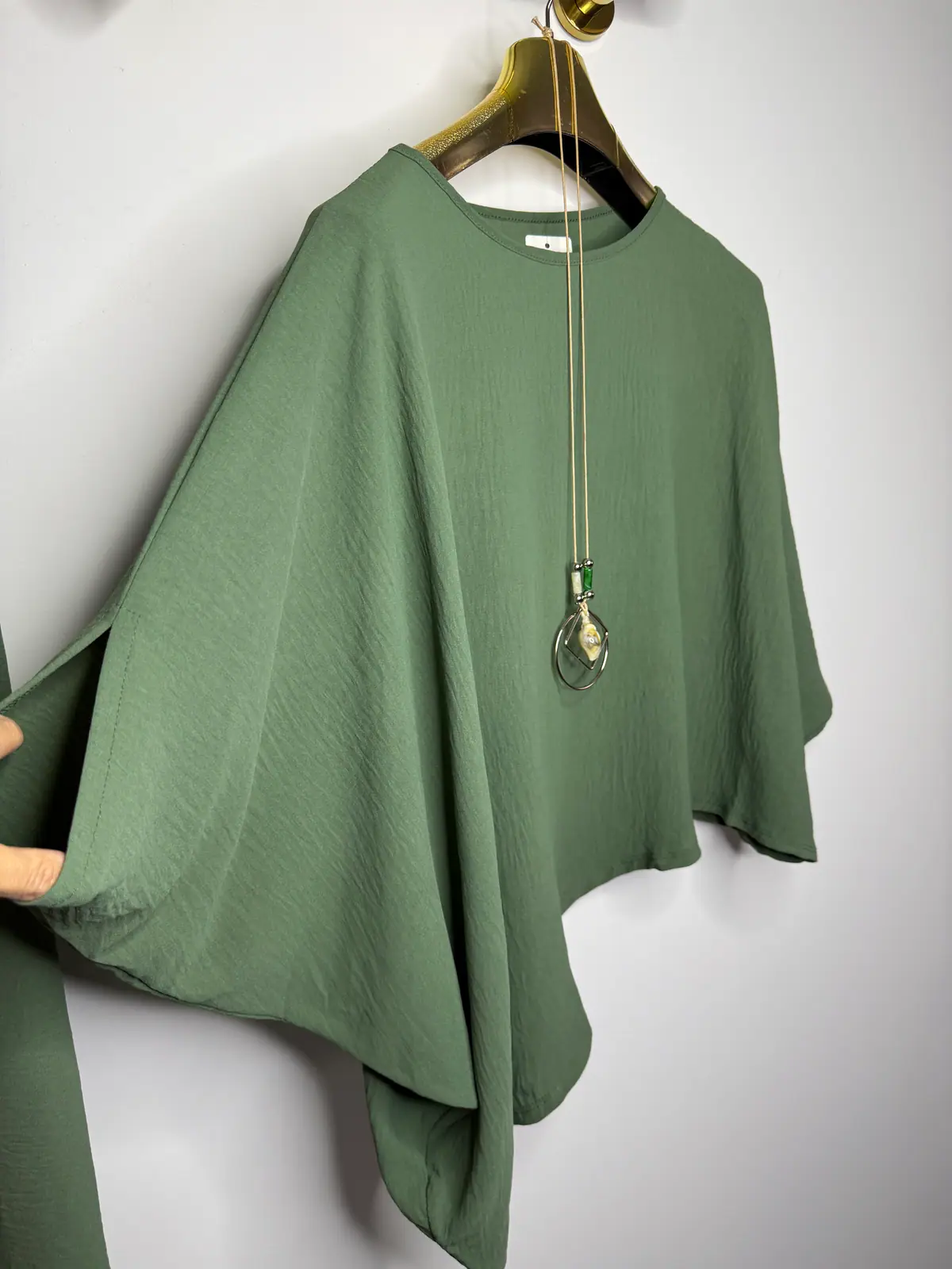 Komplet elegancki khaki piękny dres – miniatura 11 z 11