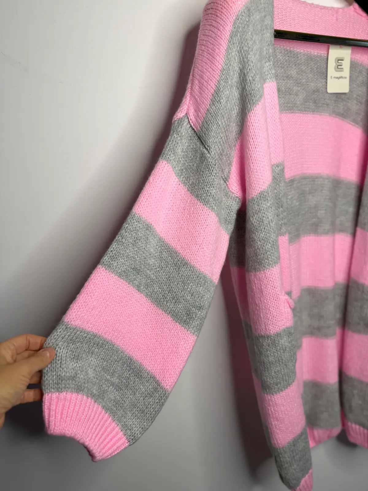 Sweter długi kardigan różowy piękny – miniatura 7 z 10