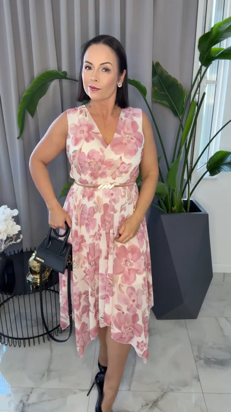 Sukienka elegancka bez rękawów w kwiaty – miniatura 5 z 7