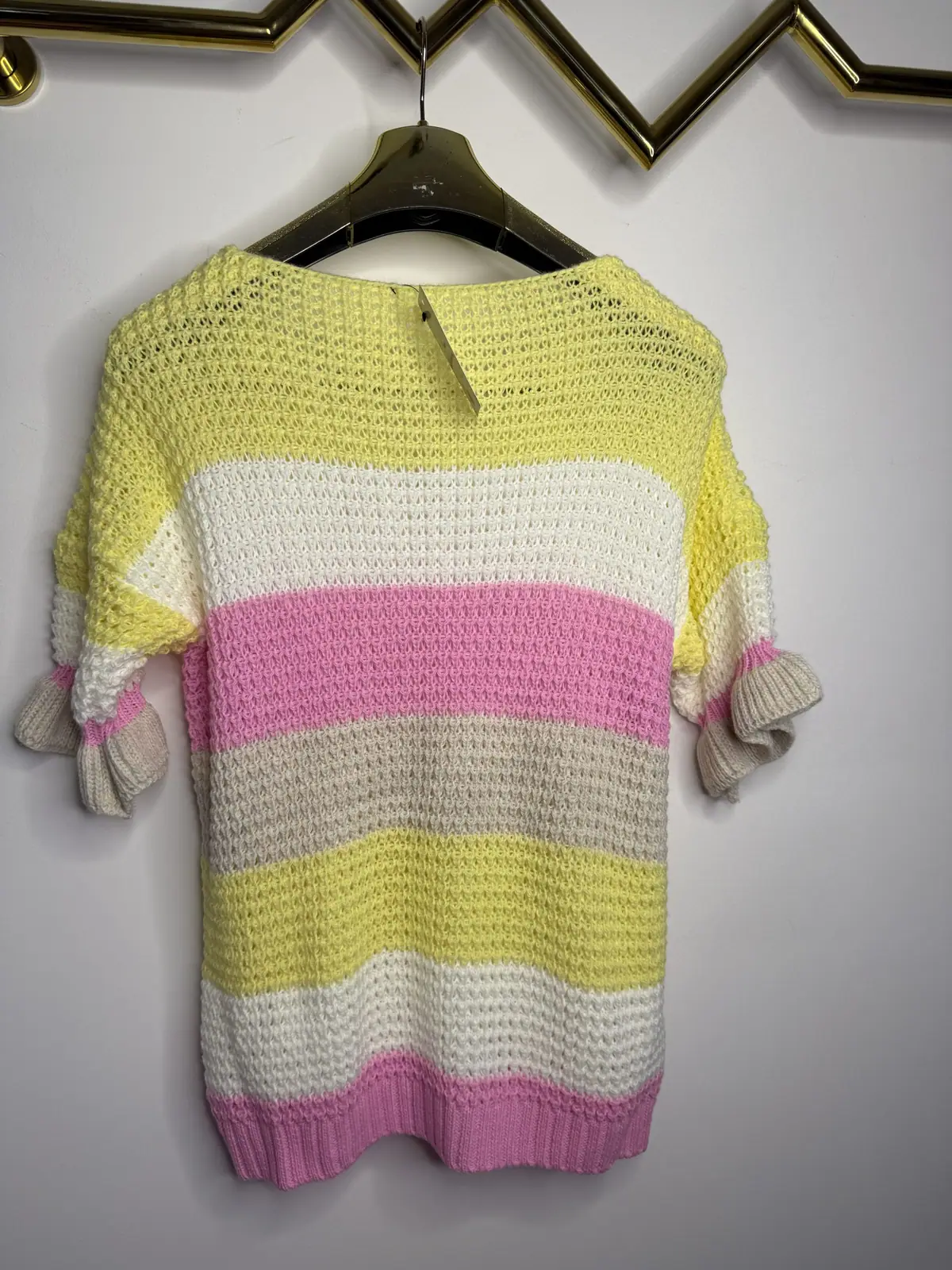 Sweter żółty w paski krótki rękawek cudny – miniatura 9 z 10