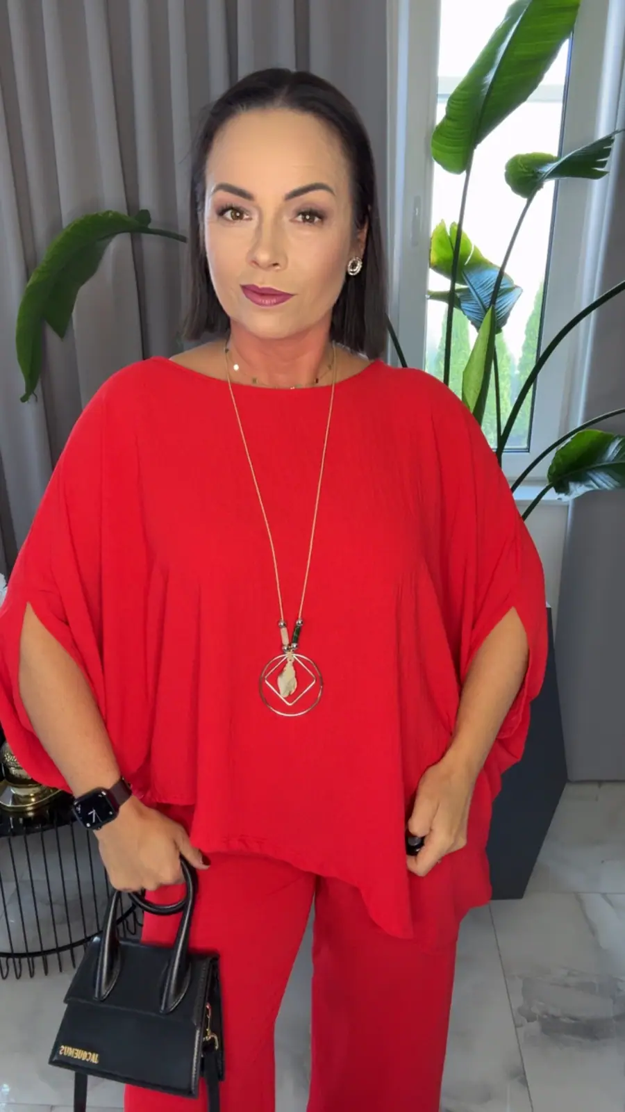 Komplet czerwony elegancki piękny dres – miniatura 5 z 11
