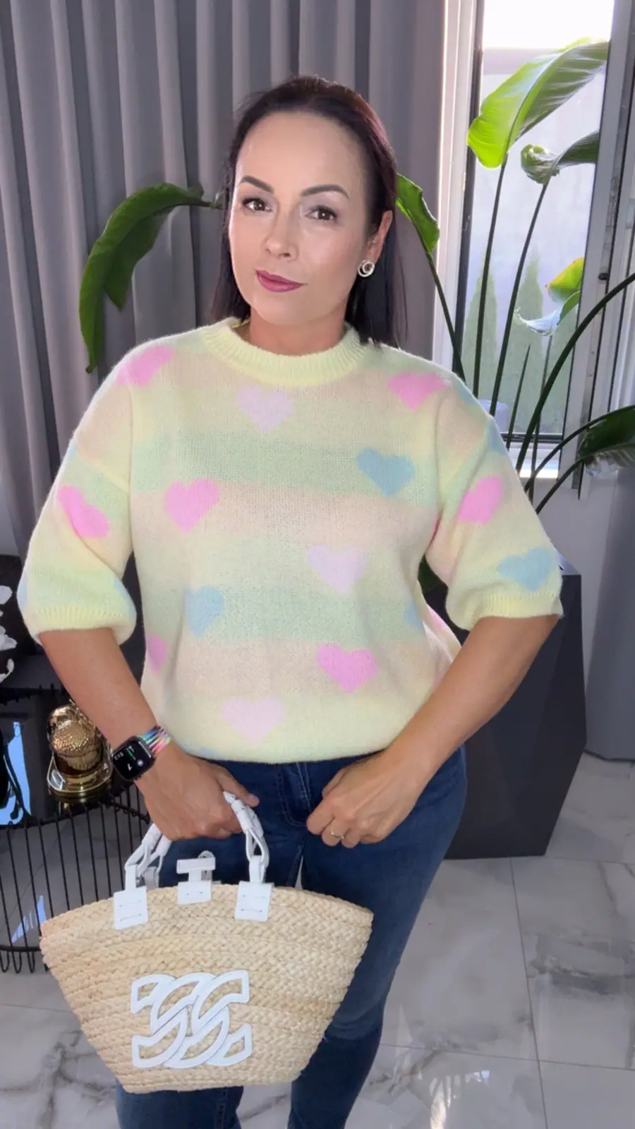 Sweter żółty w serca wygodny i mięciutki – miniatura 7 z 10