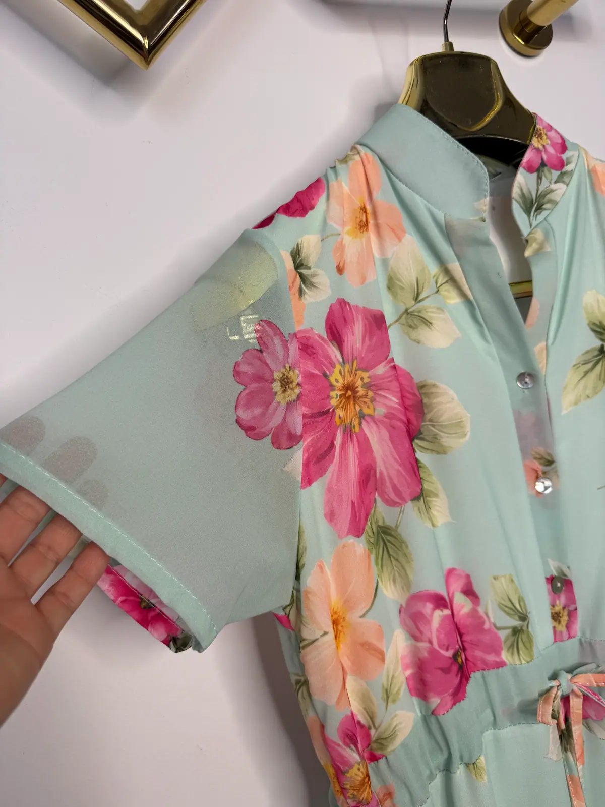 Sukienka elegancka miętowa w kwiaty – miniatura 12 z 12