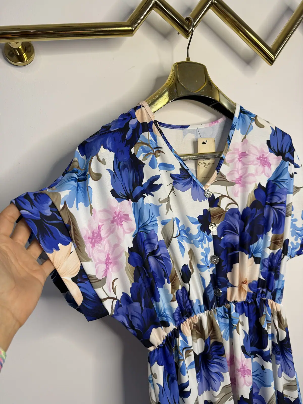 Sukienka wizytowa elegancka w kwiaty – miniatura 8 z 9