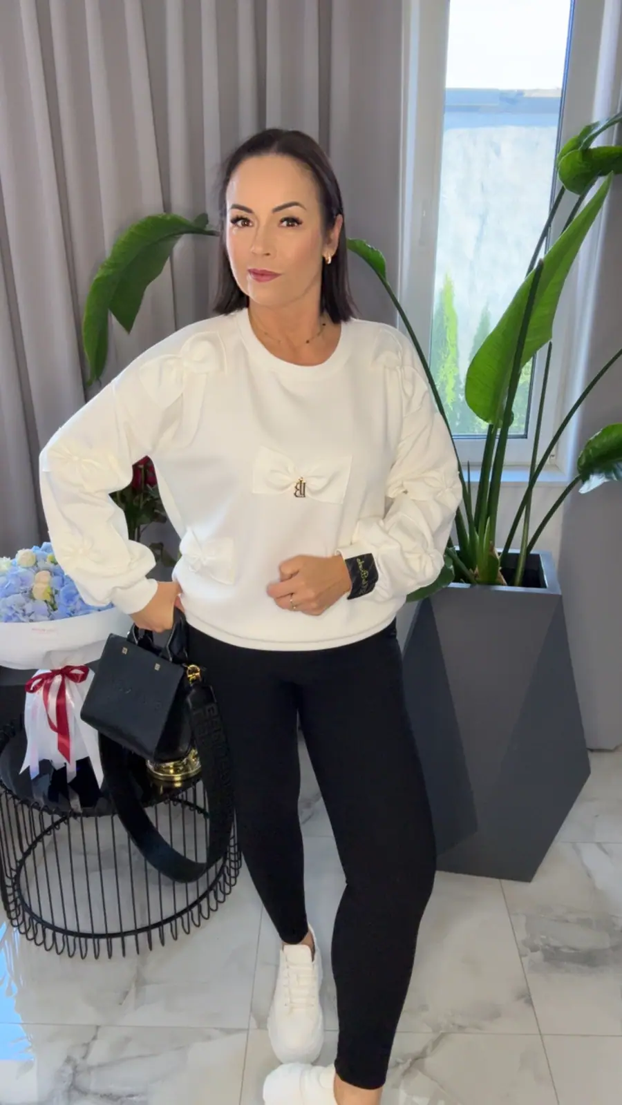 Bluza biała Lola Bianka z kokardką – miniatura 5 z 10