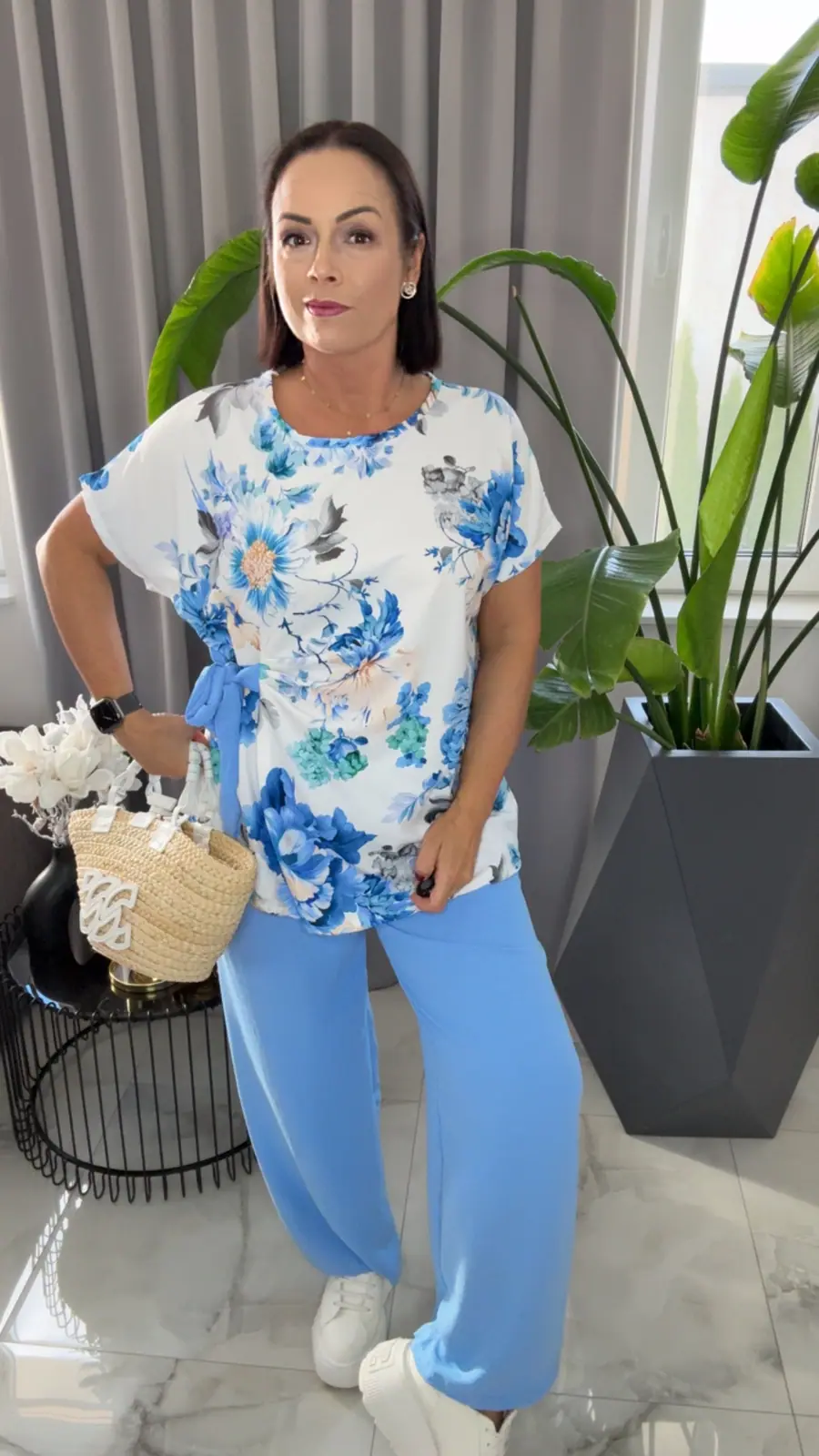 Komplet letni elegancki niebieski w kwiaty – miniatura 6 z 13