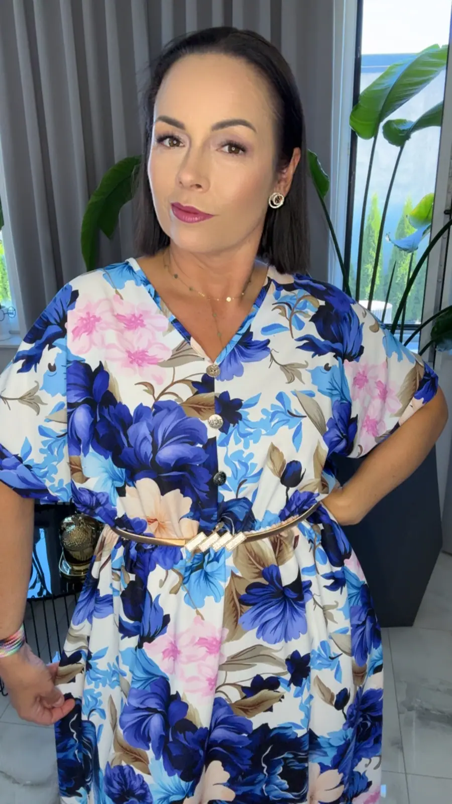 Sukienka wizytowa elegancka w kwiaty – miniatura 3 z 9