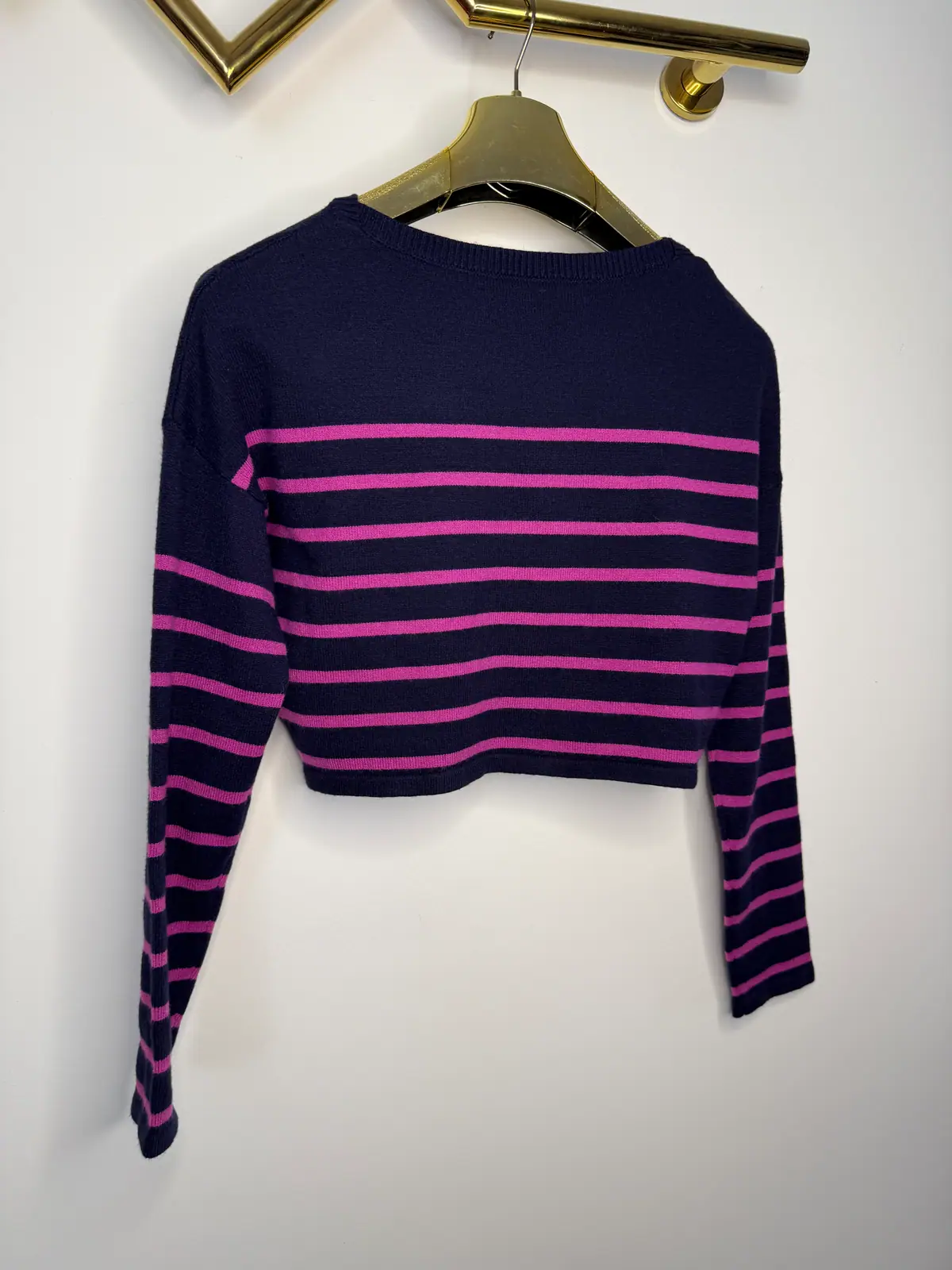Sweter krótki fioletowy piękny – miniatura 6 z 7