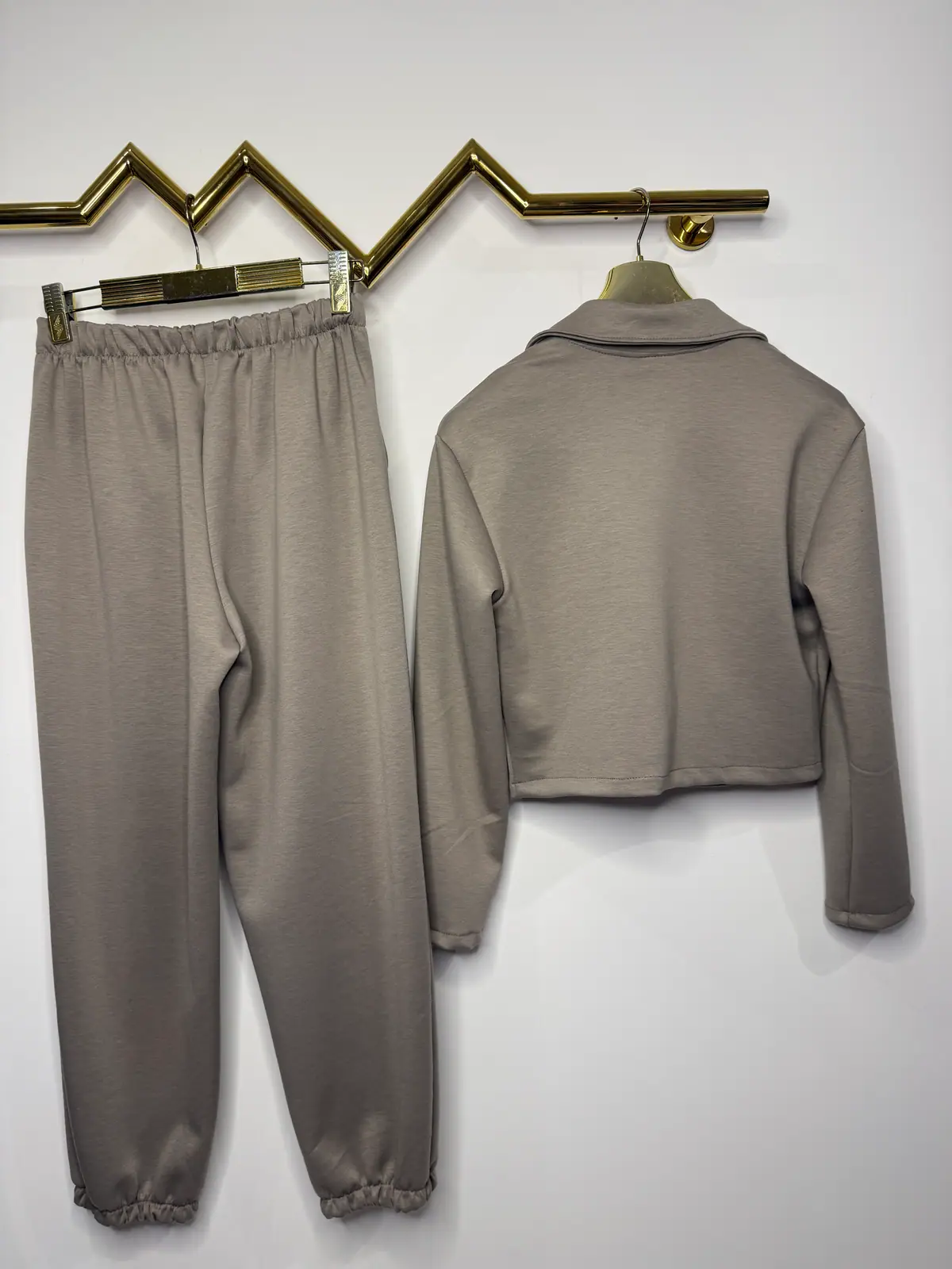 Komplet z różą fango piękny dres – miniatura 10 z 11