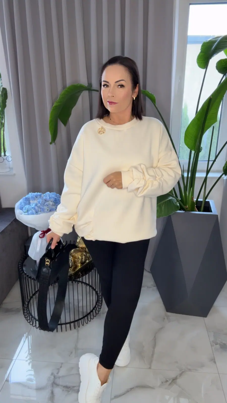 Bluza Lola Bianka crem cieplutka – miniatura 4 z 11