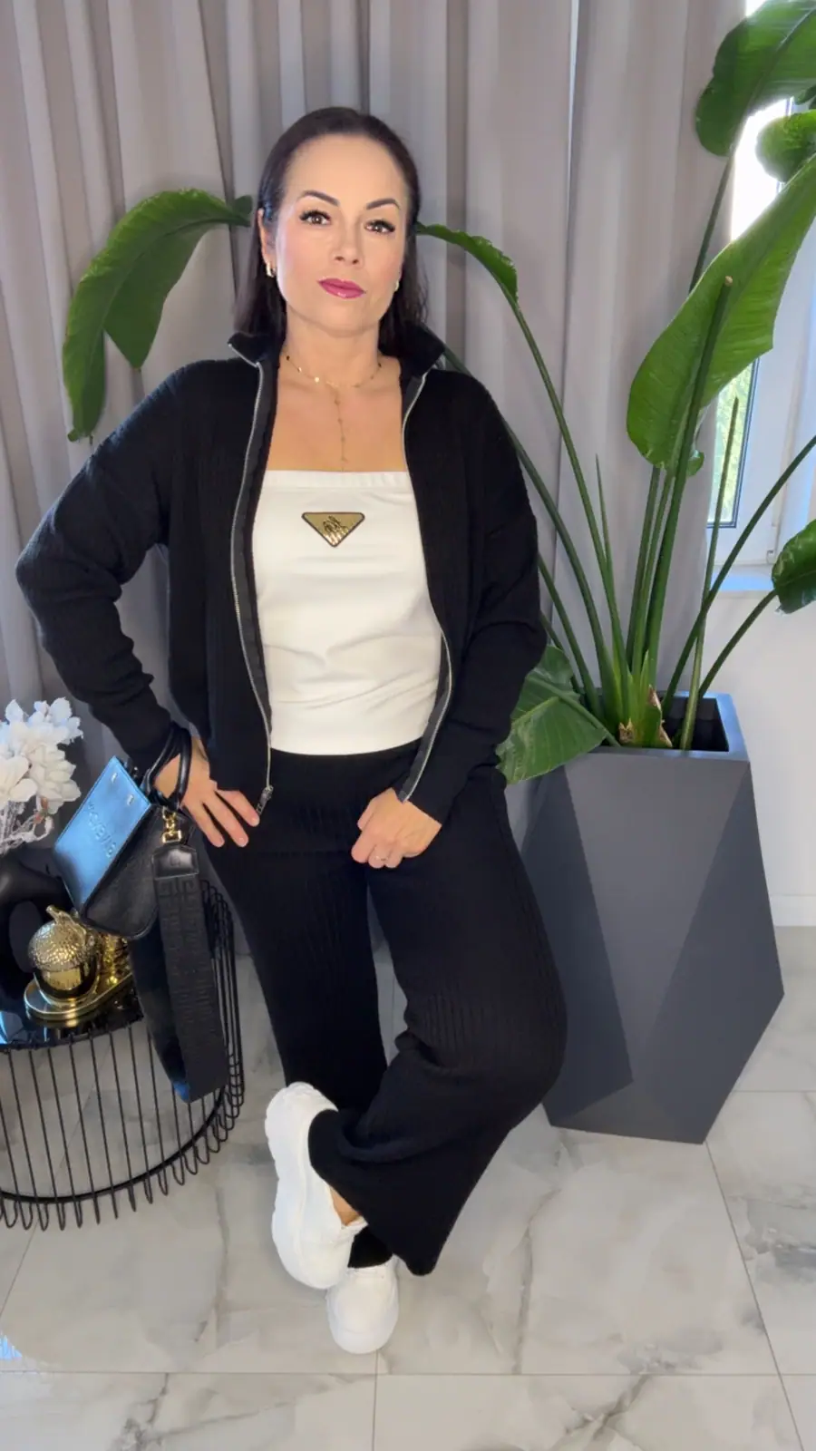 Dres czarny Lola Bianka dzianinowy z topem – miniatura 5 z 8