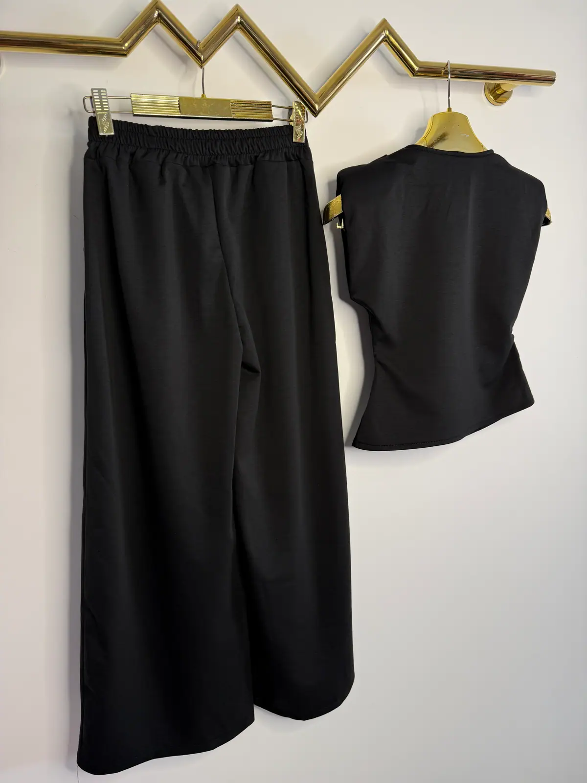 Komplet czarny elegancki dres wygodny – miniatura 11 z 11