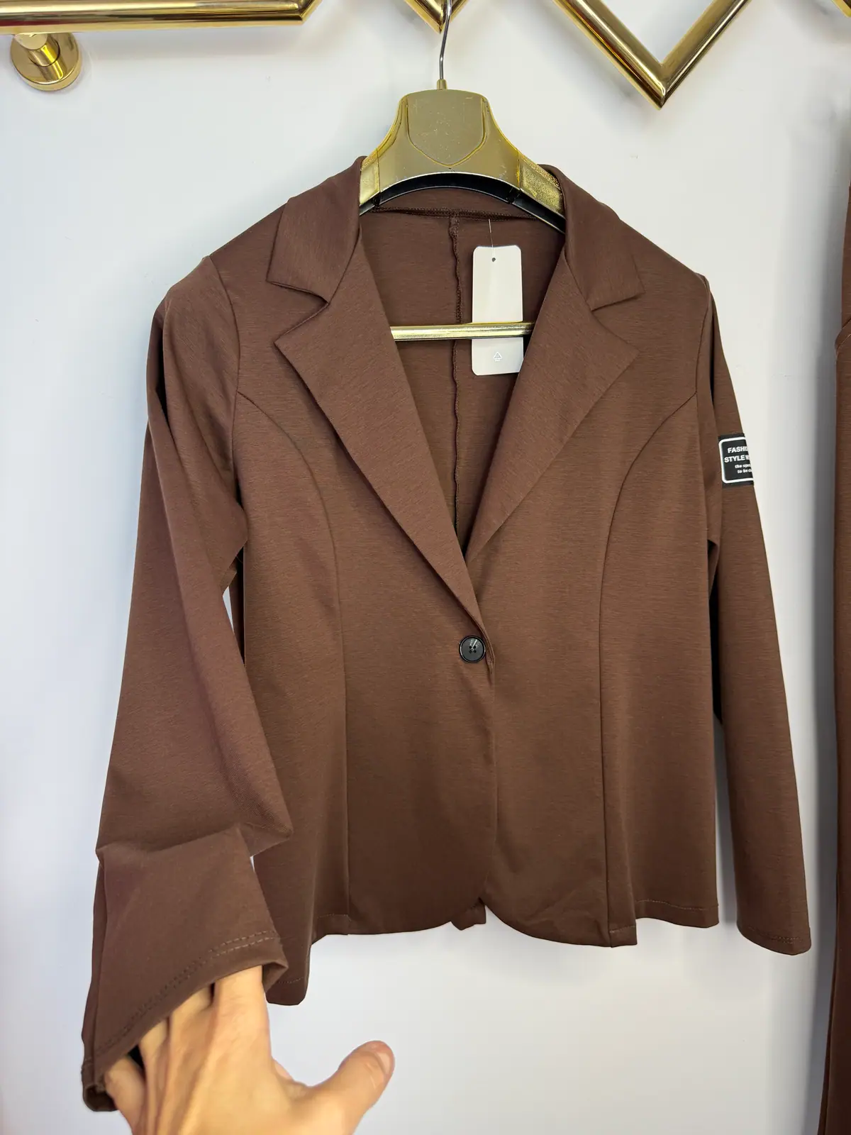 Komplet brązowy garnitur piękny dres – miniatura 11 z 12
