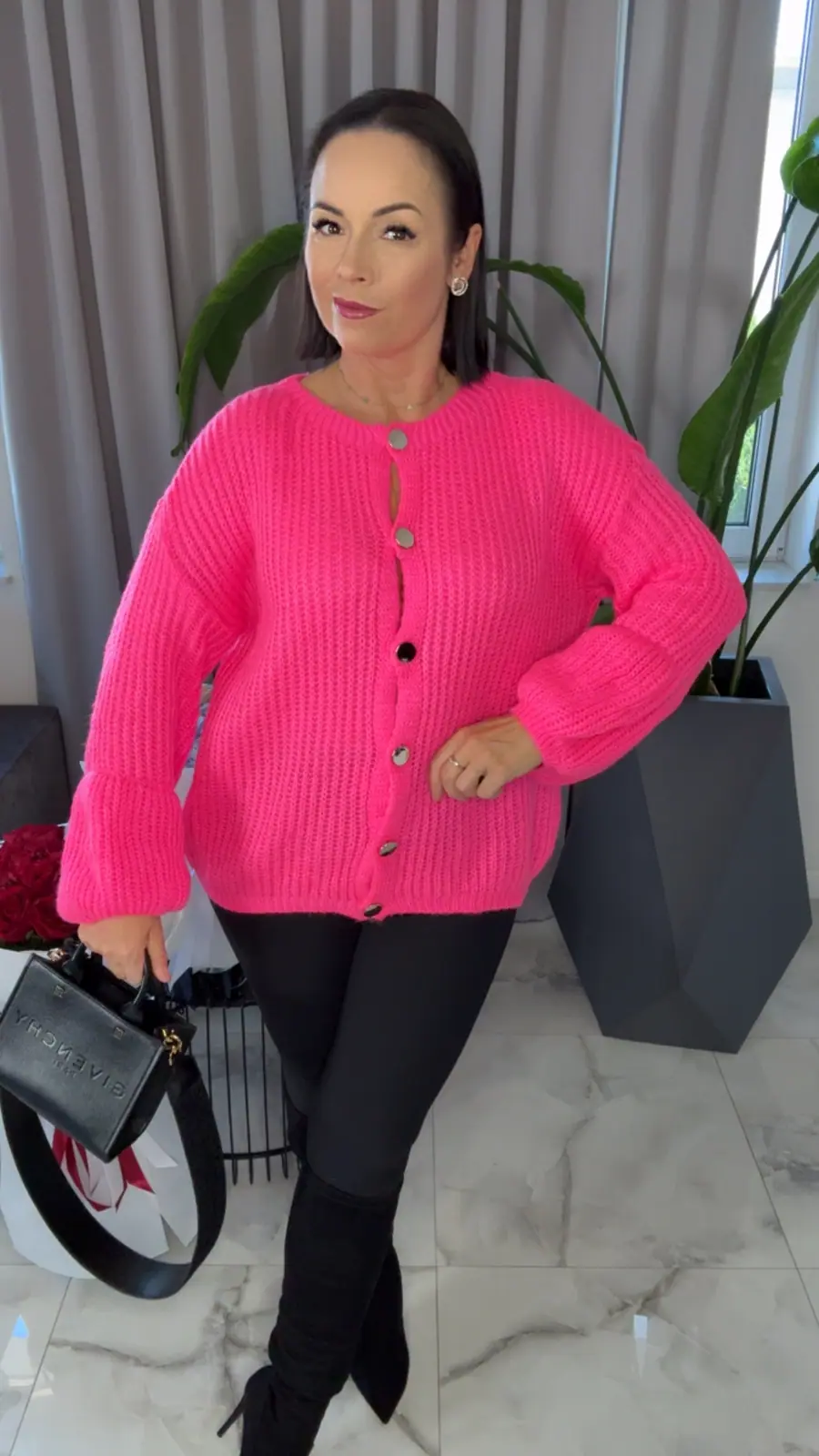 Sweter różowy zapinany piękny – miniatura 6 z 8
